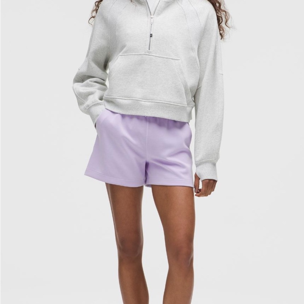 Lululemon Softstreme high rise Shorts 4”
